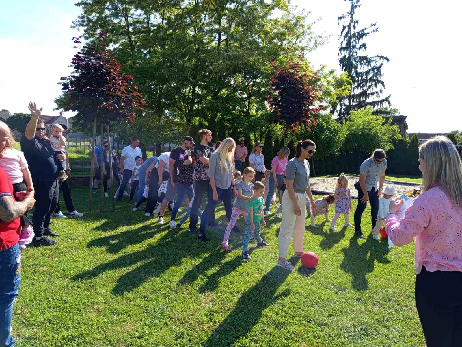 Obilježavanje obiteljskog dana u DV Fijolica 01